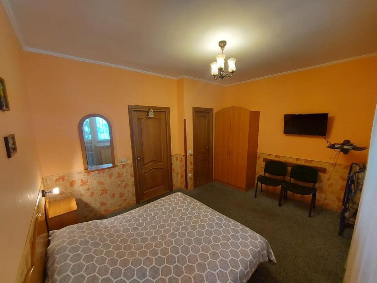 Затишок Villa Tysovets Dış mekan fotoğraf